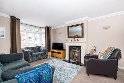 22 Tudor Close, Dartford, DA1 3HU