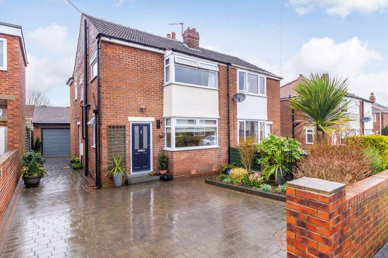 Lowther Grove, Leeds 3 bed semidetached house £275,000