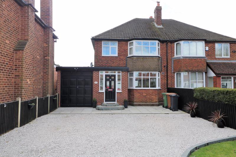 Cliveden Avenue, Aldridge 3 bed semidetached house £320,000