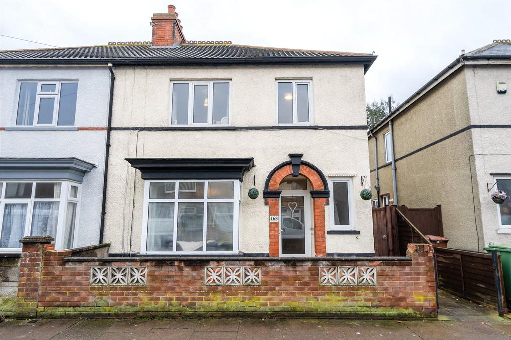 Cooper Road, Grimsby, DN32 3 bed semidetached house £110,000