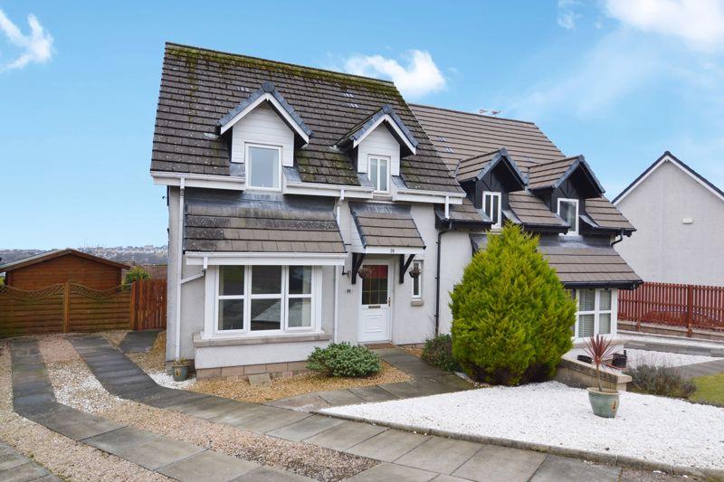 Hauplands Way, West Kilbride 3 bed semidetached villa £165,000