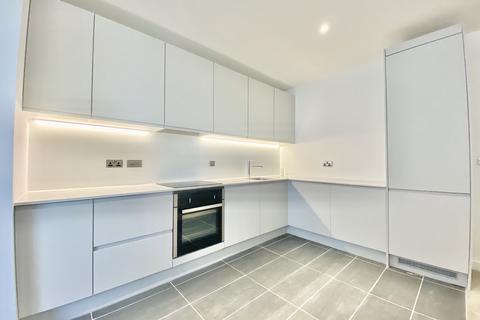 2 bedroom apartment to rent, Local Crescent, Salford