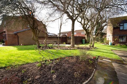 1 bedroom ground floor flat for sale - Ashdown Close, St. Mellons, Cardiff