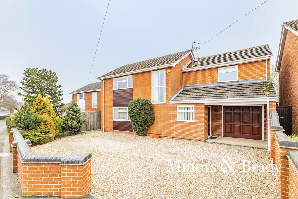 Hillcrest Avenue, Dereham 3 bed detached house £325,000