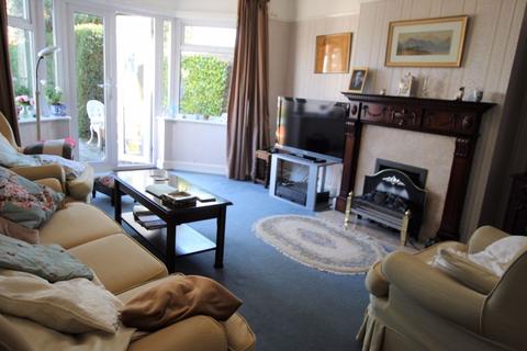 41 Dorking Road, Epsom, KT18 7JR