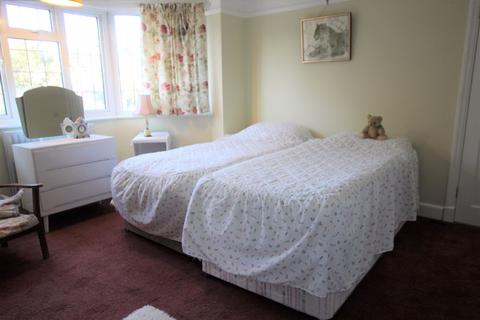 41 Dorking Road, Epsom, KT18 7JR