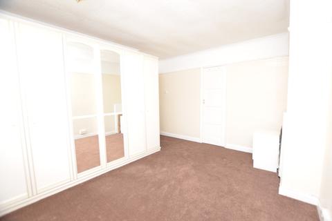 32 Waterman Close, Watford, WD19 4JD