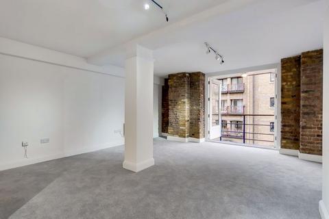 2 bedroom apartment to rent, St Georges Wharf, SE1