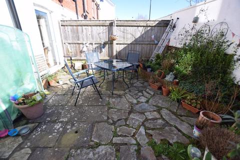 8 Majorfield Road, Topsham, Exeter, EX3 0ES