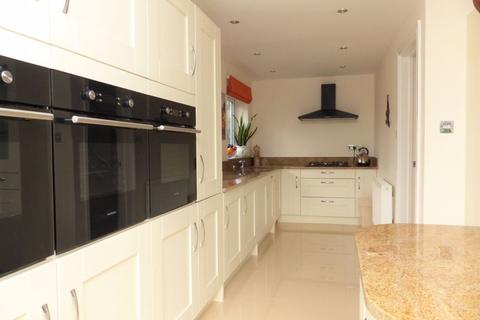 5 Hallcroft Close, Sutton Coldfield, B72 1YB