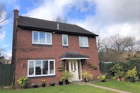 5 Hallcroft Close, Sutton Coldfield, B72 1YB