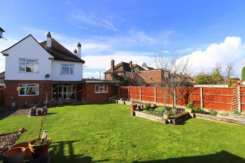 56 Bedford Road, Barton Le Clay, Bedford, MK45 4PP