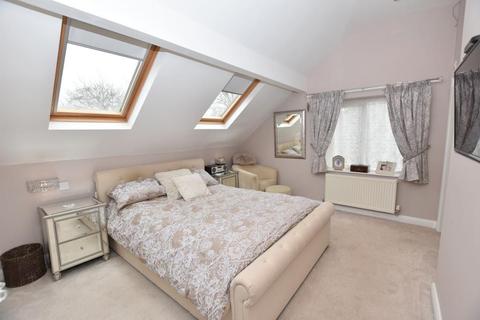 3 Chatburn Park Drive, Clitheroe, BB7 2AY