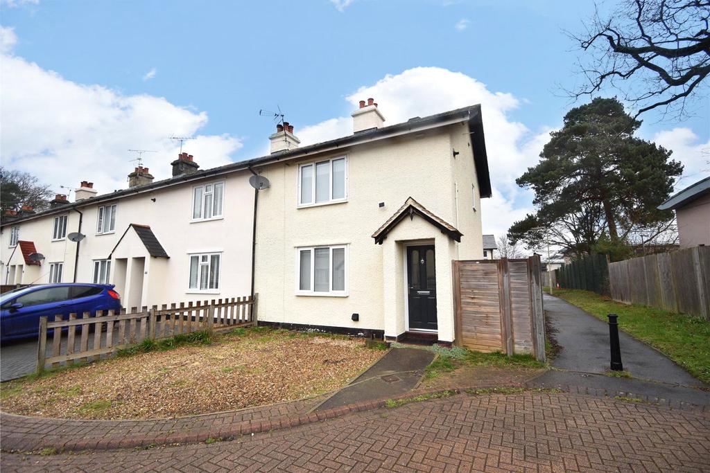 Pinehurst Cottages, Pinehurst Avenue, Farnborough, GU14 2 bed end of terrace house £320,000