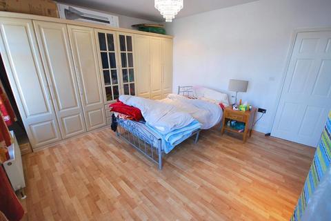 140 Mount Pleasant, Wembley, HA0 1UE