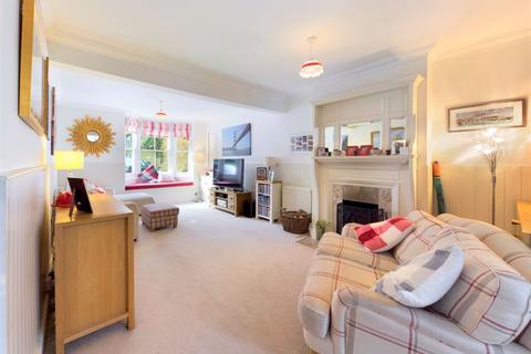 65 Breech Lane, Walton On The Hill, Tadworth, KT20 7SJ