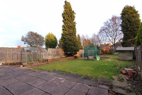 8 Cairn Drive, Walsall, WS2 0HW