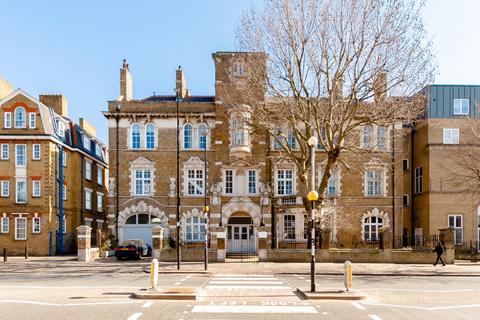 undefined, Cambridge Heath Road, London, E2