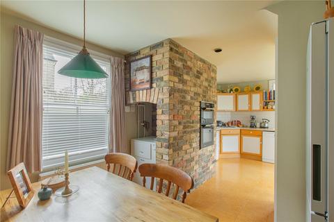 16a Lyndewode Road, Cambridge, CB1 2HL