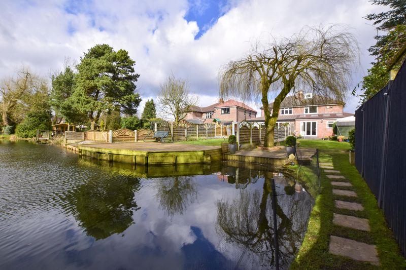 Leicester Avenue, Timperley WA15 3 bed semidetached house £450,000