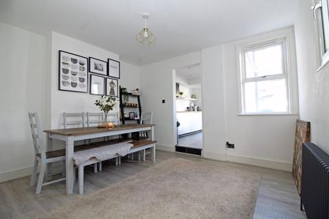 18 Churchill Road, South Croydon, CR2 6HA
