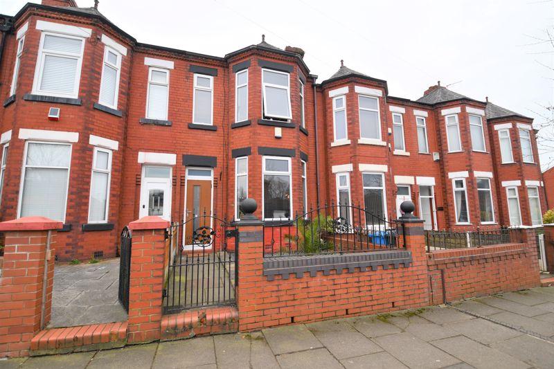 Light Oaks Road, Salford 6 2 bed terraced house £220,000
