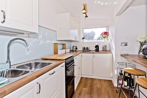 59, Ovington Court Kempton Walk, Croydon, CR0 7XG