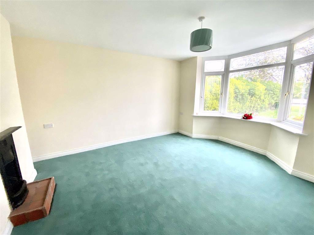 Attractive Lounge