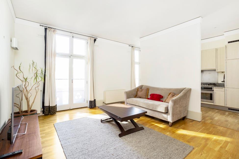 27351 moveli   artillery mansions   4 lo.jpg