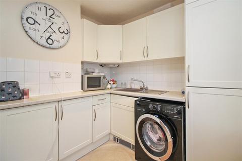 12a Beacon Road, Herne Bay, CT6 6DH