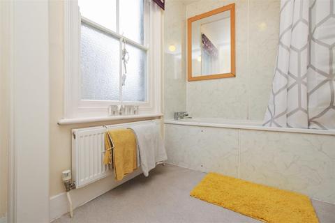 12a Beacon Road, Herne Bay, CT6 6DH