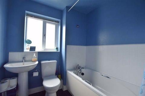 12 Wagon Way, Hempsted, Gloucester, GL2 5EY
