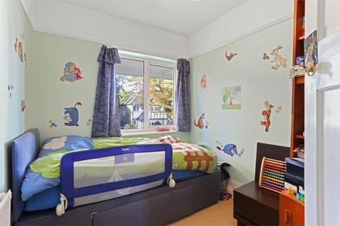 140 Princes Gardens, Acton, London, W3 0LN