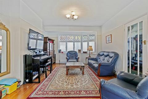 140 Princes Gardens, Acton, London, W3 0LN