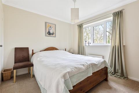 19 Hoadlands, Petersfield, GU31 4PF