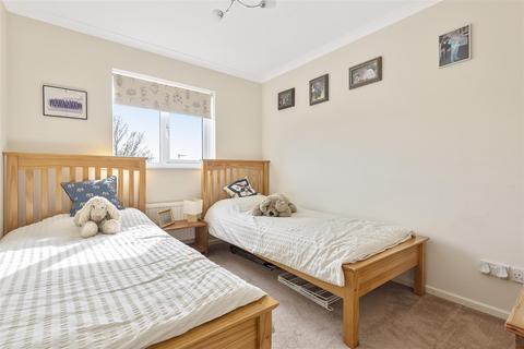 19 Hoadlands, Petersfield, GU31 4PF