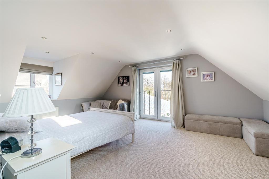 8453679-interior88.jpg