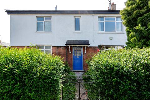 25 Elderberry Road, London, W5 4AN