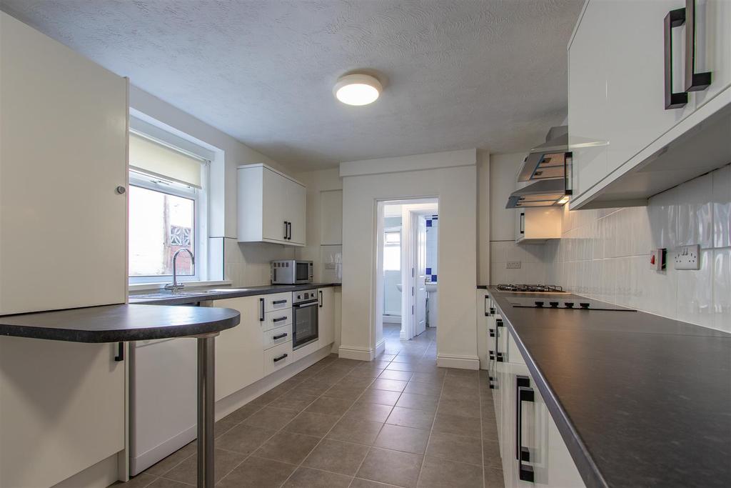 Llantrisant Street, Cathays 6 bed private hall £2,370 pcm (£547 pw)