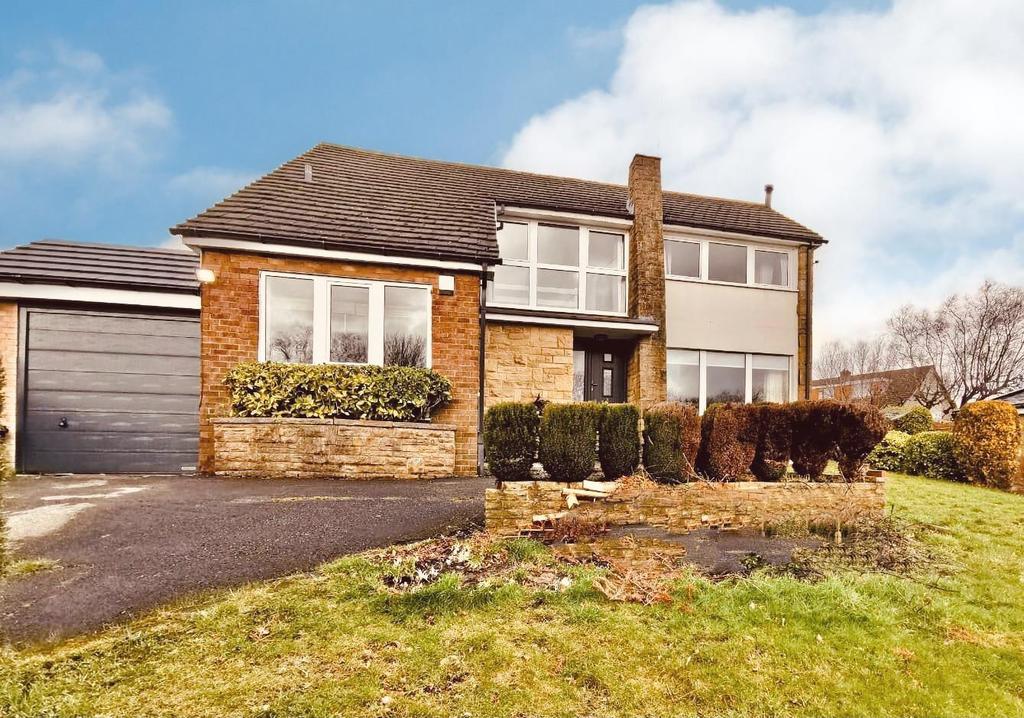 Newlands Road, Warley, Halifax 5 bed detached house £375,000