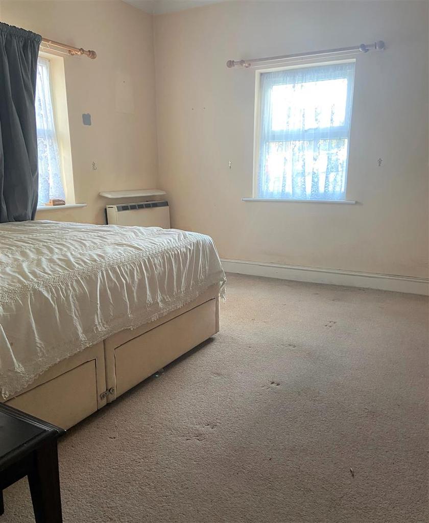 Tollgate bedroom.1.jpg