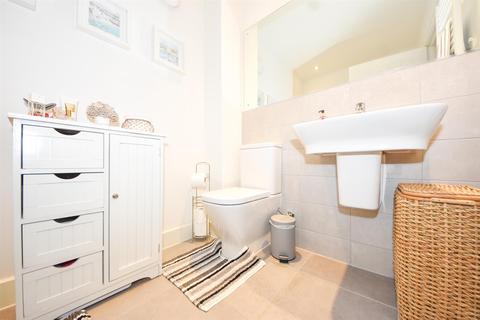 24 Yardley Way, Bishops Tachbrook, Leamington Spa, CV33 9SU