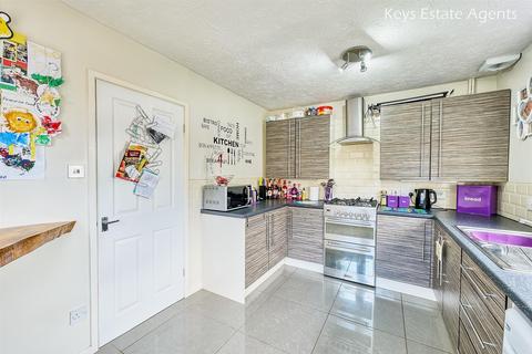 65 Copplestone Grove, Stoke-on-trent, ST3 5UD