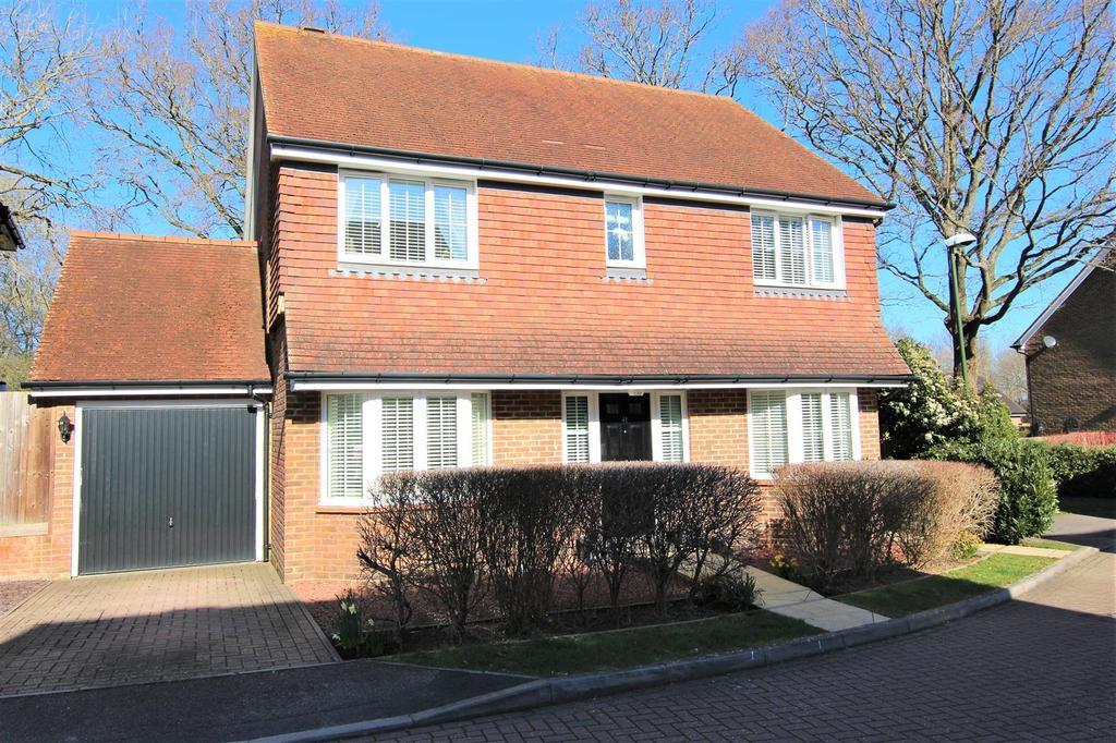 Sycamore Drive, Burgess Hill 4 bed detached house £579,950
