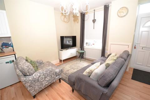 10 Knights Fold, Bradford, BD7 3DR