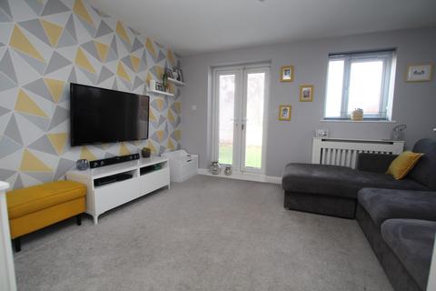 4a Abbotside Close, Bradford, BD10 8DL