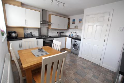 4a Abbotside Close, Bradford, BD10 8DL