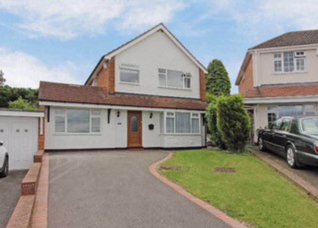 18, Rosemount Gardens, Ackleton... 3 bed detached house £1,000 pcm (£