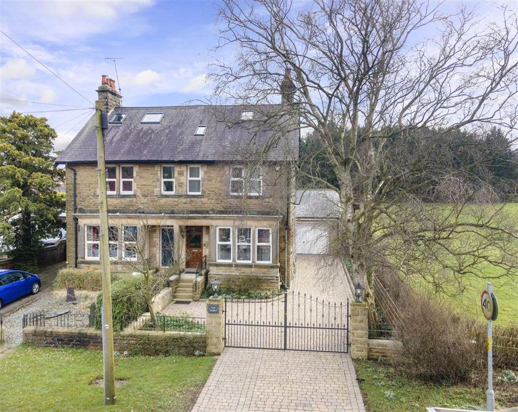 Forest Moor Road, Knaresborough, North Yorkshire 4 bed semidetached