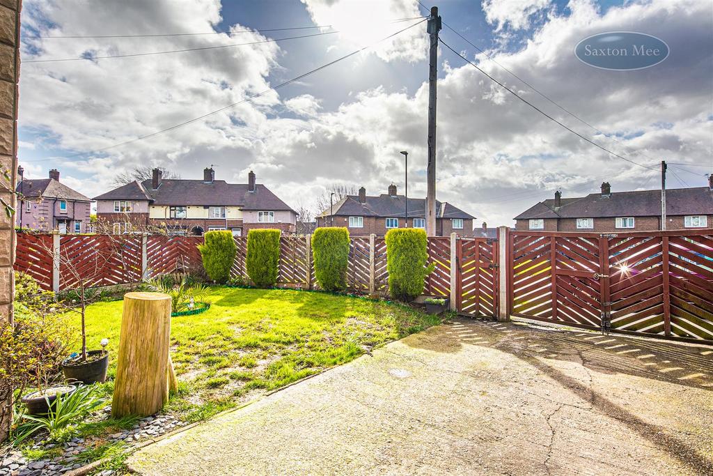 Doe Royd Crescent, Parson Cross, S5 8GD 2 bed semidetached house £